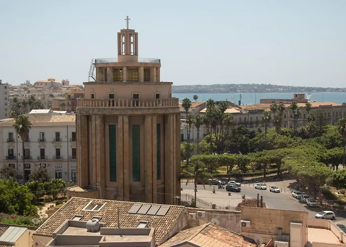 Mamala Syracuse
