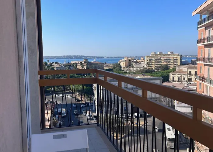 Mamala Apartment