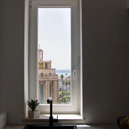 Mamala Apartment *